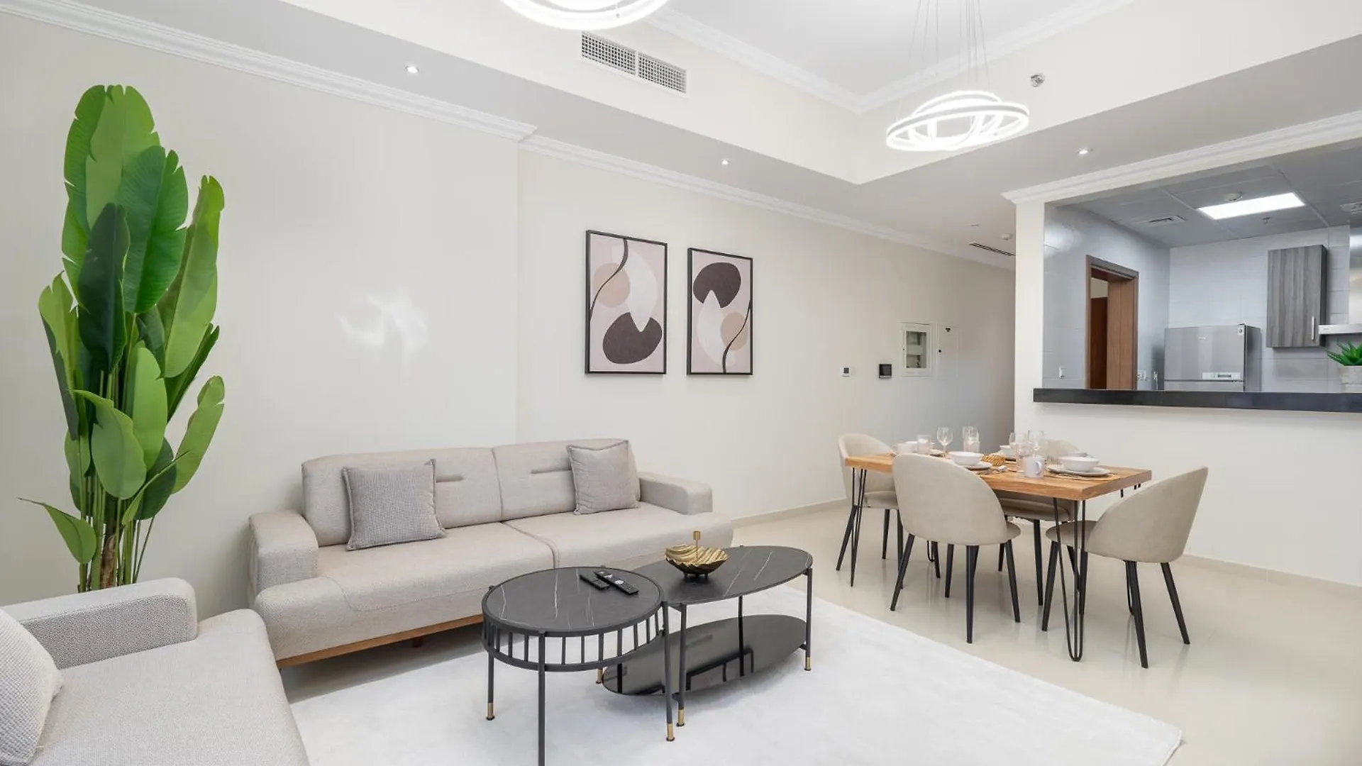 Heaven Crest Vacation Homes Downtown - Studio And 1 Bedroom Suites 2 Minute Walk To Dubai Mall And Burj Khalifa