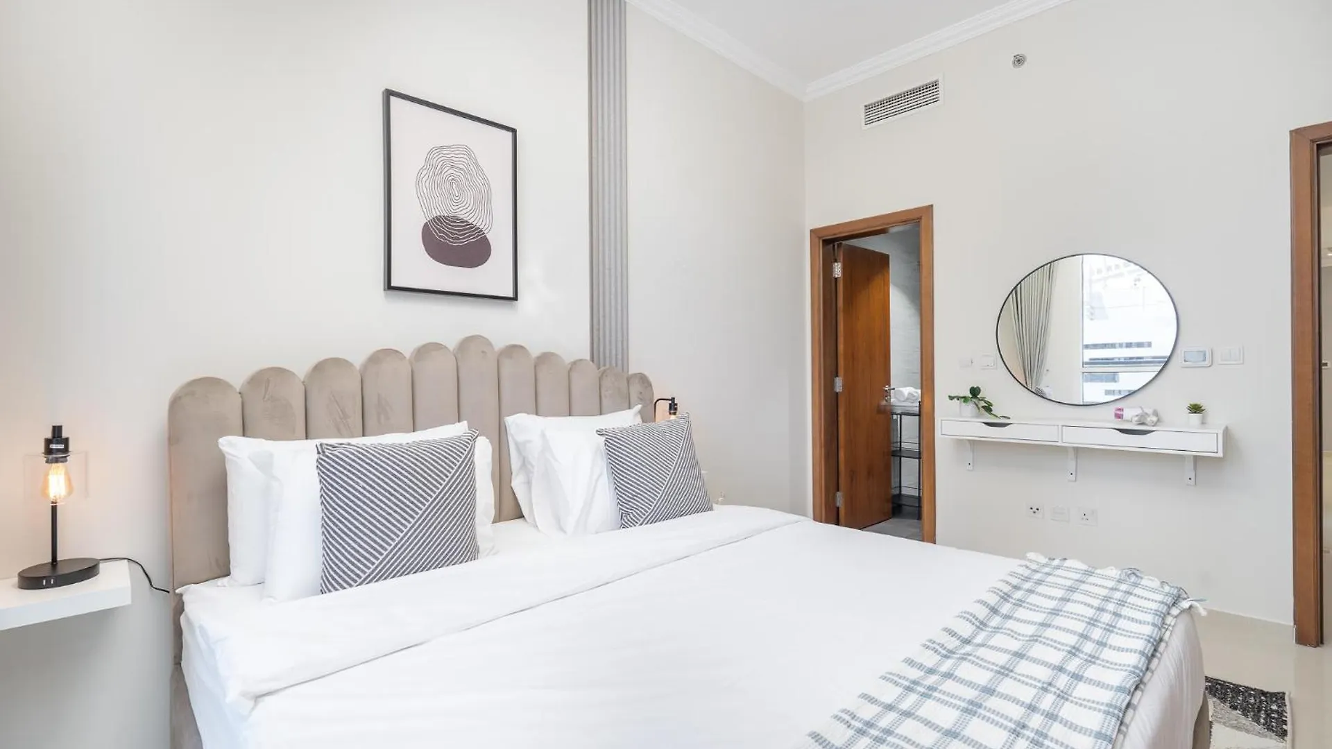 Appartamento Heaven Crest Vacation Homes Downtown - Studio And 1 Bedroom Suites 2 Minute Walk To Dubai Mall And Burj Khalifa