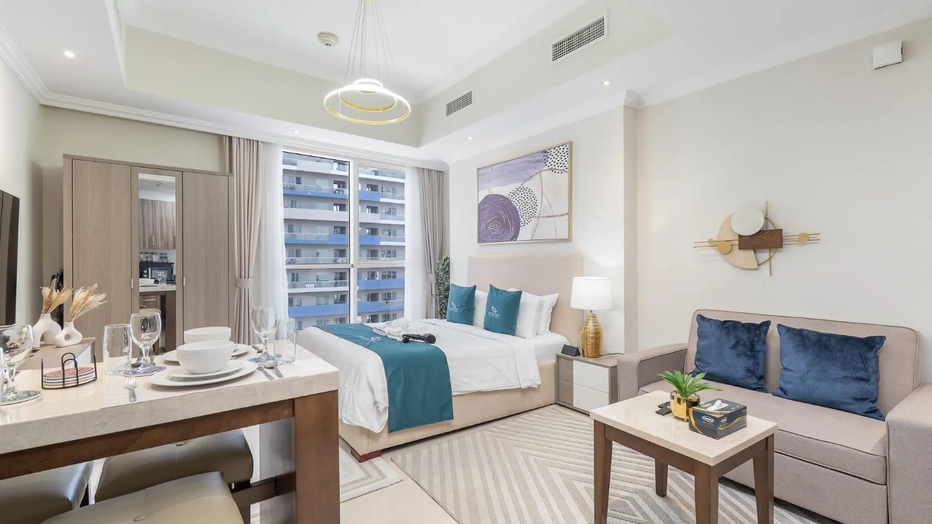 Heaven Crest Vacation Homes Downtown - Studio And 1 Bedroom Suites 2 Minute Walk To Dubai Mall And Burj Khalifa