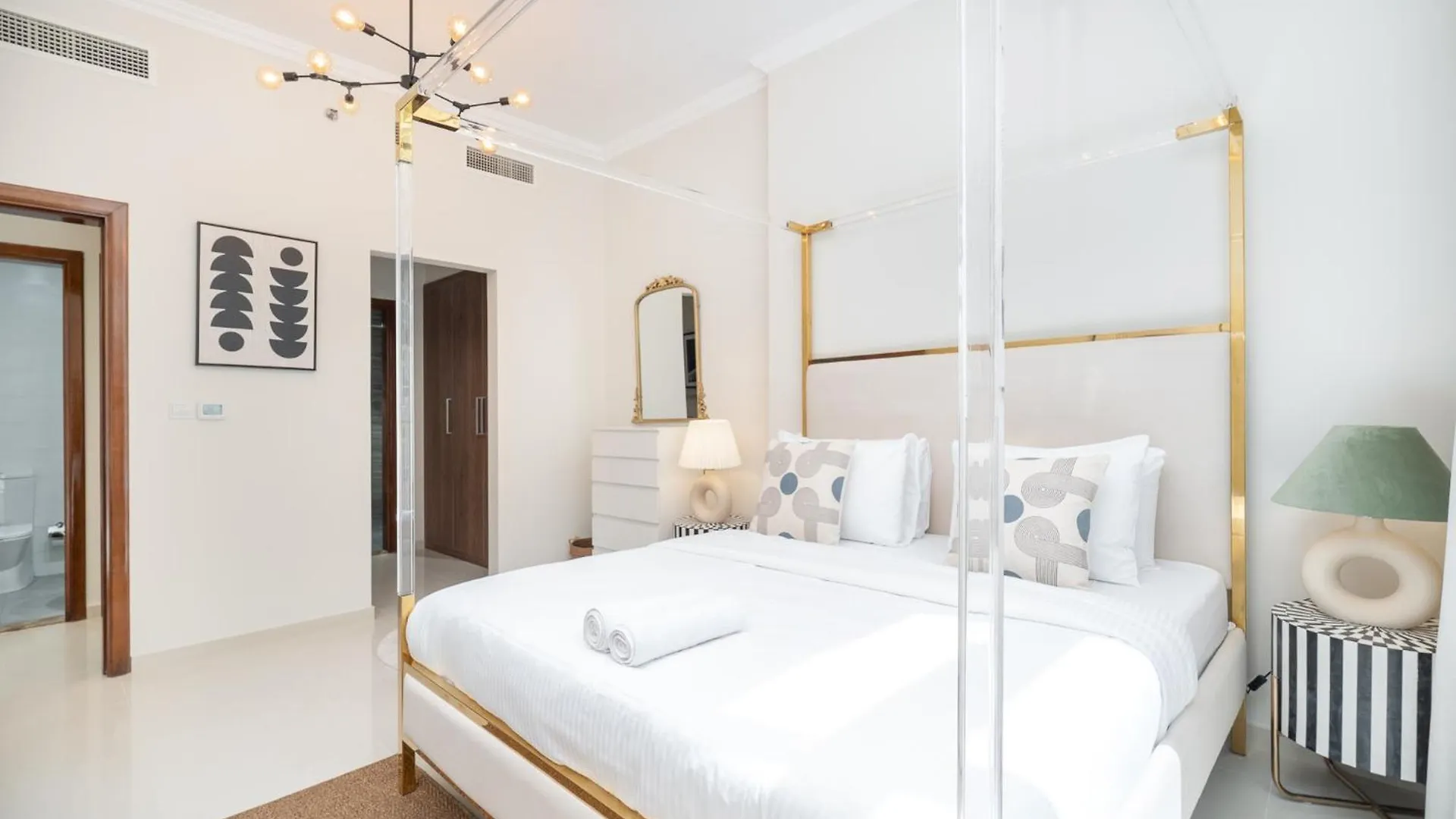 Heaven Crest Vacation Homes Downtown - Studio And 1 Bedroom Suites 2 Minute Walk To Dubai Mall And Burj Khalifa 0*,