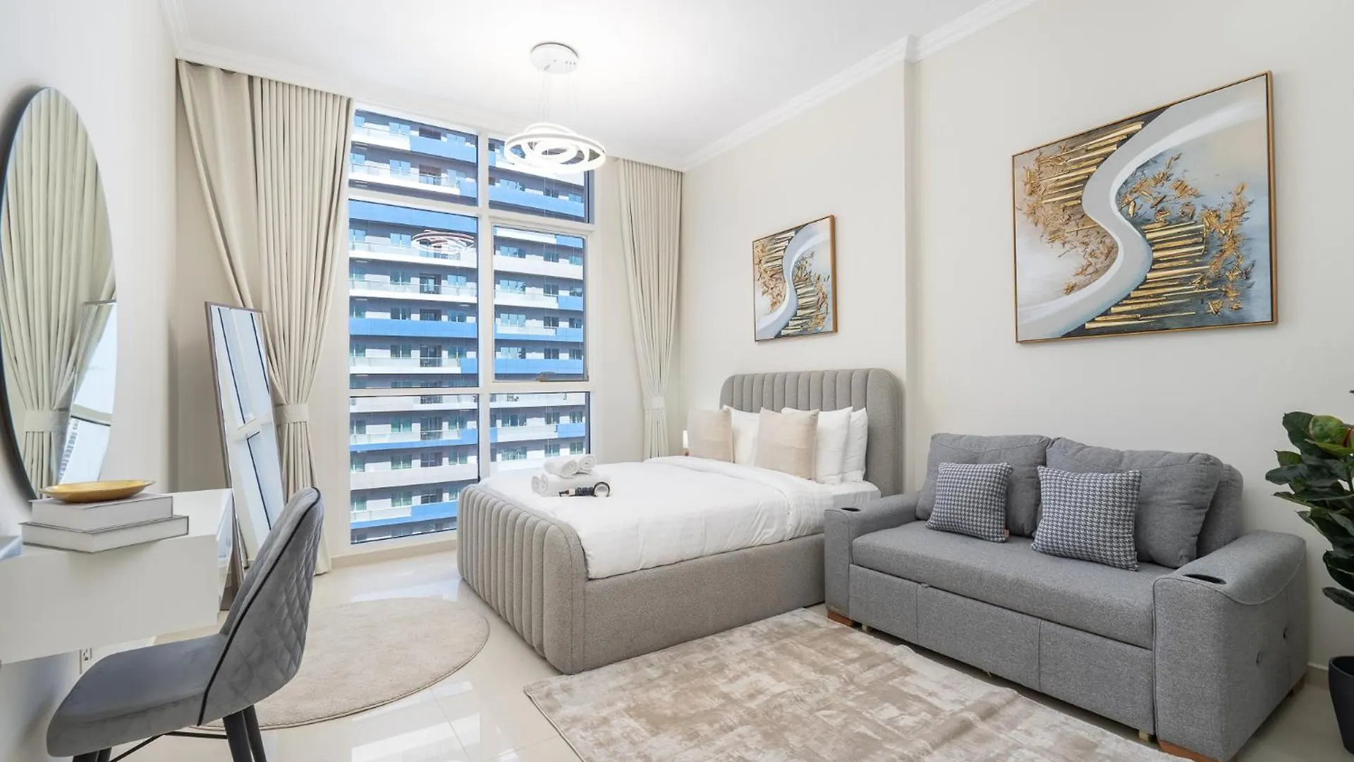 Heaven Crest Vacation Homes Downtown - Studio And 1 Bedroom Suites 2 Minute Walk To Dubai Mall And Burj Khalifa